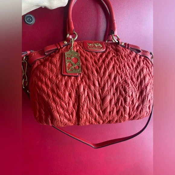 70th Anniversary Coach Festive Red Chevron Nylon Quilted Satchel Vday or Holiday - Picture 1 of 10